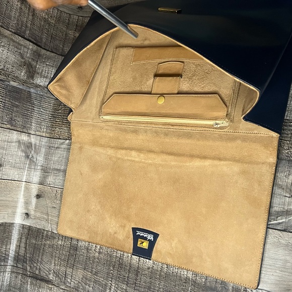 Delvaux Vintage Blue navy leather handbag 1829 - Picture 13 of 15